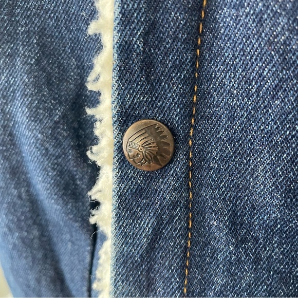 Vintage Sherpa Fleece Lined Denim Jacket Button Down Dark Medium Wash Size Small - Picture 9 of 12